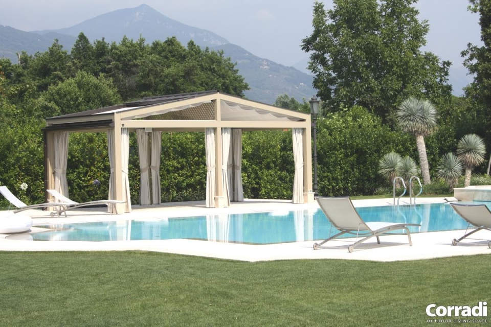Pergotenda® 120 a bordo piscina